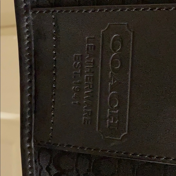 Coach tote - Picture 2 of 8